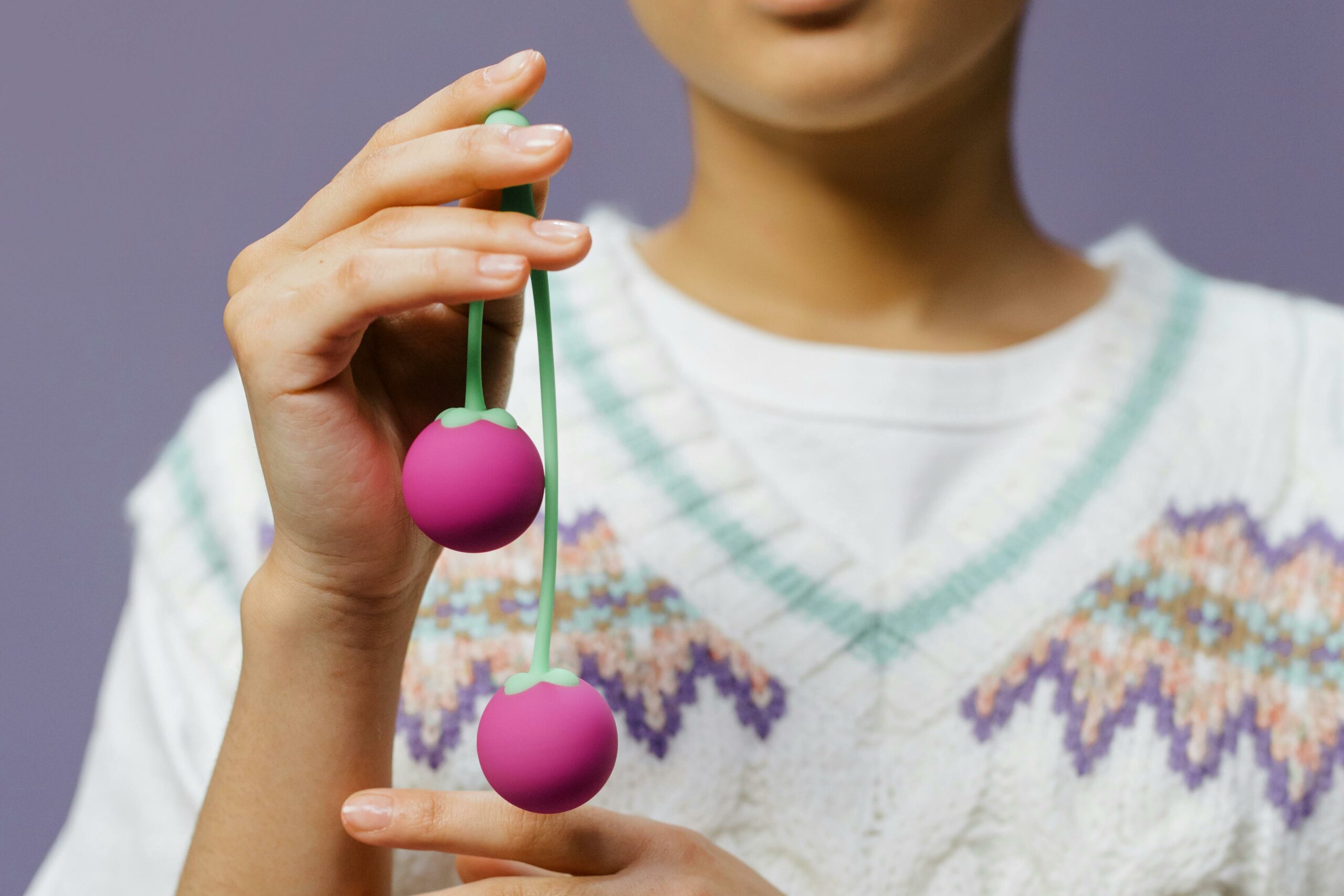 Boules de Kegel et périnée : prendre soin de soi pour une vie intime épanouie.